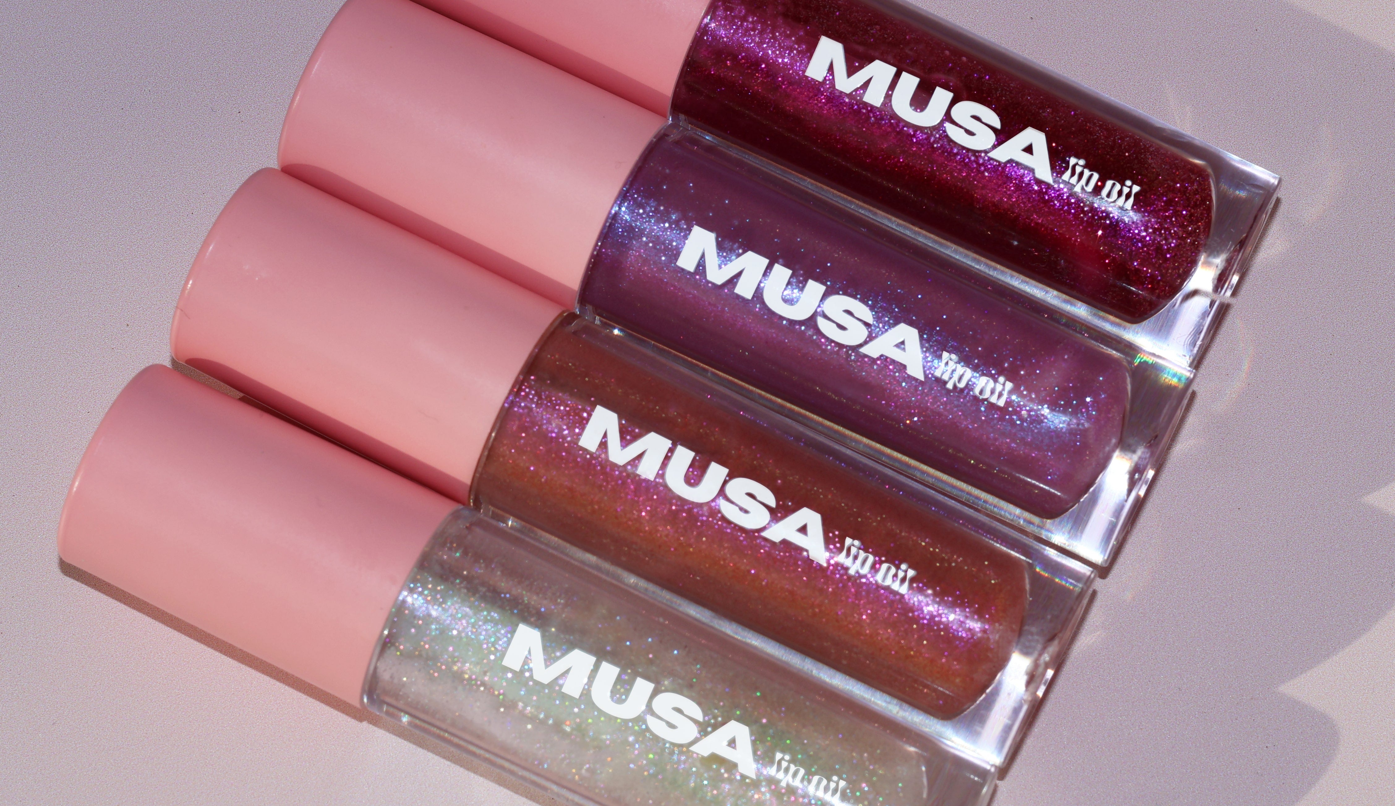 lip oil vs lip gloss: what’s the difference?