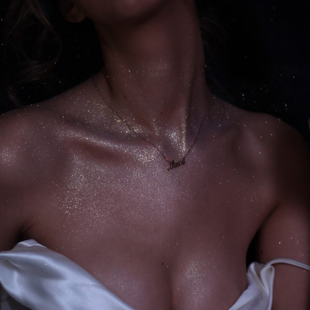 glitter body