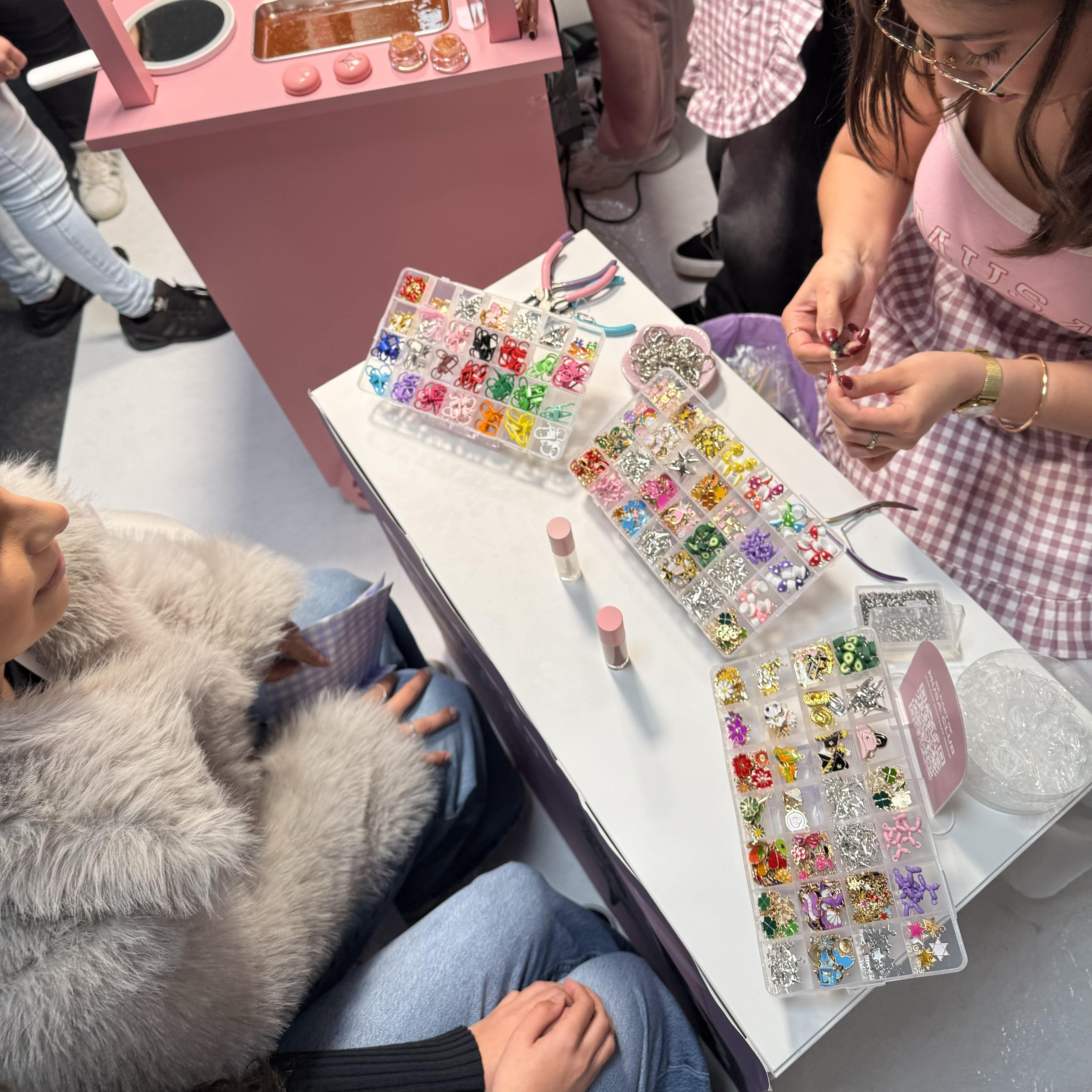 customize lip oil charm