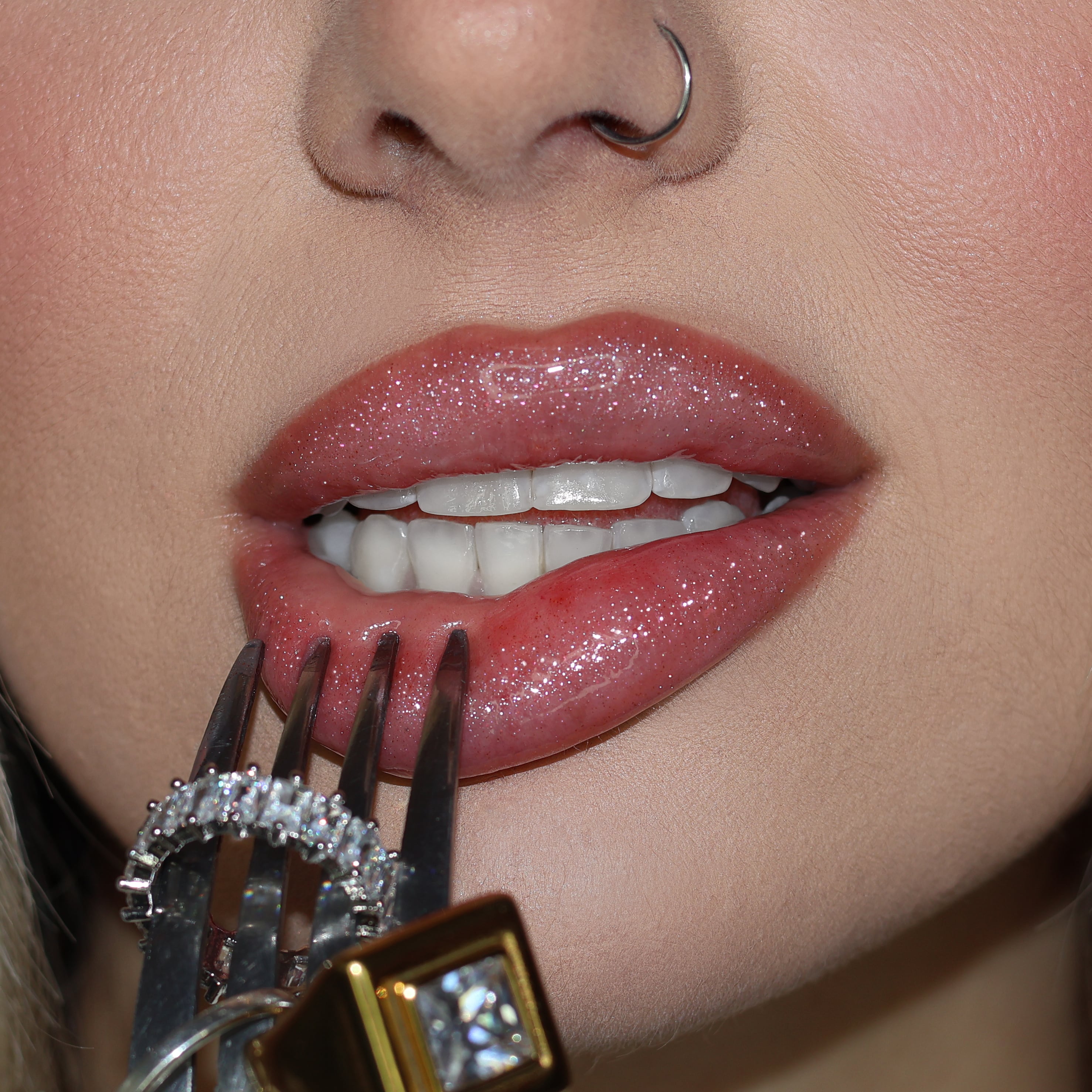 supernova glitter lip oil musa lips