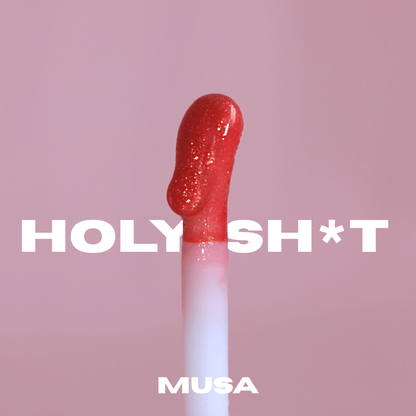 Soft and big applicator of a red glitter lip oil from Musa. Glitter Makeup.#color_aphrodite